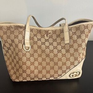 Gucci Beige GG Supreme Canvas Tote with Cream Leather Trim